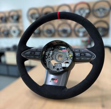 Toyota Yaris GR GXPA16R Alcantara Lenkrad
